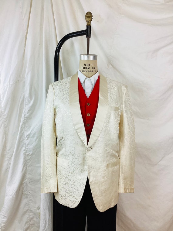 Vintage 1950s WHITE BROCADE TUXEDO Jacket / Black… - image 3