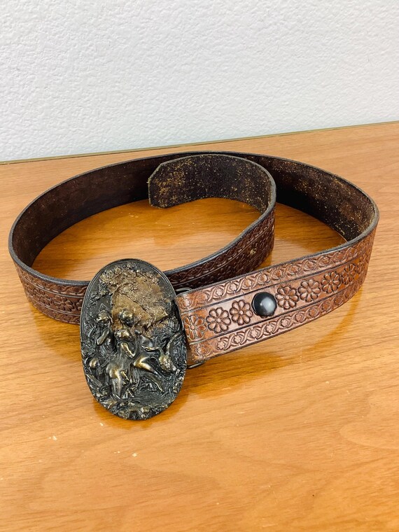 Vintage 1970’s ladies. leather belt Vintage 1970s Leather Belt Agate – Pyar&Co main image 2