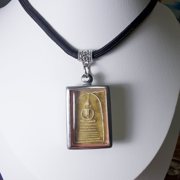 Phra Somdej | Pendentif amulette bouddha thaïlandaise Pidta - Collier bouddhiste antique avec abat-jour véritable, breloque, protection de l'amulette
