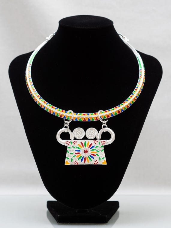 Colorful Silver Hmong or Miao Choker (xauv) With Phiaj Pendant - Etsy