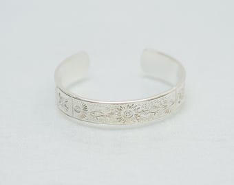 Brazalete de plata Hmong original hecho a mano