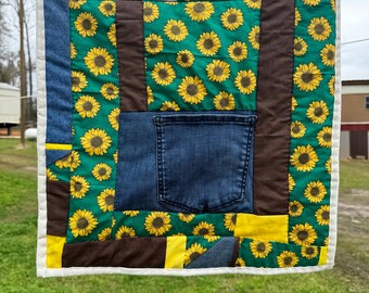 Handcrafted Cotton Quilt Wall Hanger, Handsewn Tapestry (19x18) Gee’s Bend Quilting sunflower