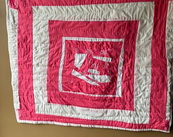 Handcrafted Cotton Quilt, Pink White Wall Hanging (31x27 inches)