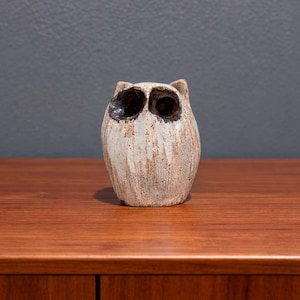 Ruth and Stan Walters Studio Pottery Stoneware Owl Signed American California Studio Ceramic – Mid Century Modern