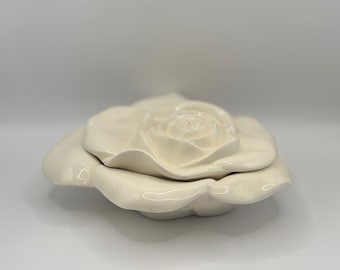 Vintage Rose Shaped Ceramic Trinket Box Lovely White Rose