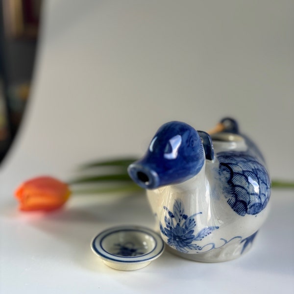 Vintage Handpainted Duck Teapot with Lid Bamboo Wrapped Handle Hot Water Pours Out of the Mouth. in Wonderful Condition