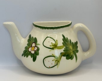 Mid-Century Strawberry and Daisies Tea Pot Ceramic Wall Pocket Vintage