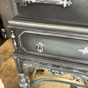 Hand painted buffet cabinet zdjęcie 2