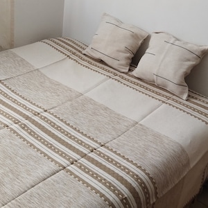 Oaxacan cotton quilt woven on a pedal loom
