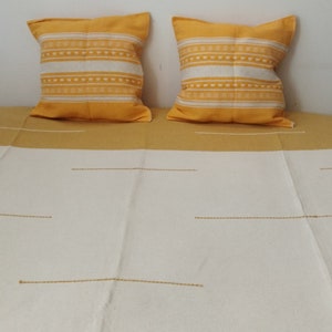 Cotton quilt made on a pedal loom: Beige with mustard