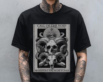 Occult Bull Skull Comfort Colors T-Shirt, Death Tarot Card Goth Graphic Shirt, Edgy Alternative Grunge Punk Shirt, Dark Streetwear T-Shirt