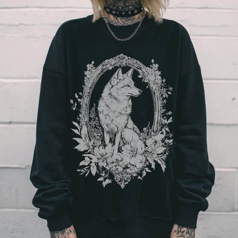 Victorian Wolf Graphic Sweatshirt, Floral Whimsigoth Forestcore Sweater, Emo Witchy Goth Pullover Shirt Alternative Dark Academia Sweatshirt image 3