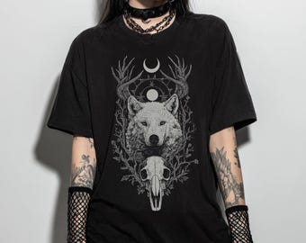 Wolfthorn Gothic Wolf grafisch T-shirt, donker Cottagecore pastel Goth Witchy-shirt, donkere Academia Forestcore-kleding, emo Goth cadeau voor haar