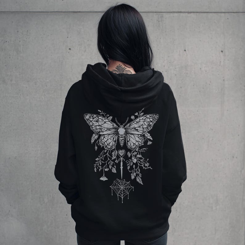 Schmetterling Y2K Pastel Goth Hoodie, Grafikdruck Witchy Kapuzenjacke, Fee Grunge dunkel Boho Hoodie, Emo Goth Kleidung, Goth Geschenk für Sie Bild 5