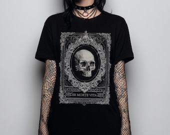 Occult Skull Victorian Gothic T-Shirt, Dark Academia Goth Graphic Shirt, Witchy Whimsigoth Clothing, Emo Alt Top, Goth Gift For Her