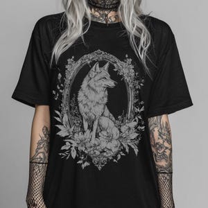 Victorian Wolf Comfort Colors Graphic Print T-Shirt, Floral Whimsigoth Forestcore Top, Witchy Goth Shirt, Alternative Dark Academia Gift