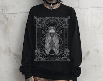 Dark Cottagecore Insect Graphic Sweatshirt, Witchy Goth Insect Sweater Shirt, Whimsigoth Dark Academia Clothing, Gothic Clothes Gift For Her