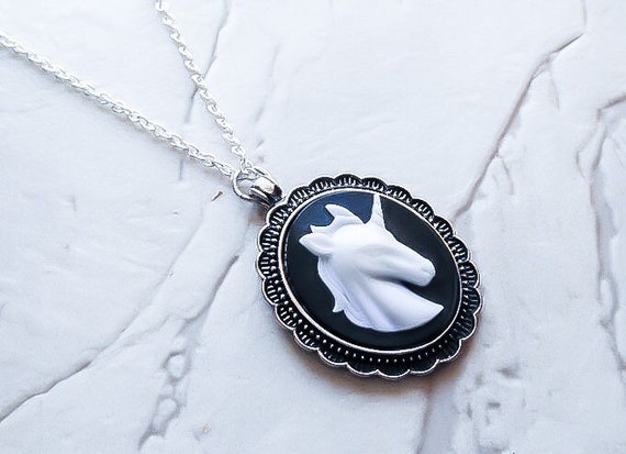 Pendentif or 18 carats éléphant - 30 x 27 mm