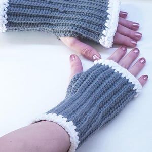 Gray White Chunky Crochet Fingerless Gloves | Fur Trim Soft Cloud Arm Warmers