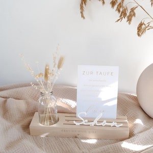 Kartenhalter mit Vase und Foto | Foto Geschenkidee | Fotohalter aus Holz mit Acrylschriftzug | Kartenständer | Geschenk zur Taufe