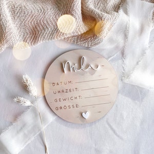 personalisierte Geburtstafel rund mit Name und Geburtsdaten aus Holz | Meilensteinkarte Geburt | Baby | Schwangerschaft | Namensverkündung