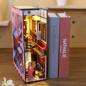 Kit de bricolaje de rincón de libros de tienda japonesa para regalo de inauguración de la casa, estantería de construcción de modelos 3D para decoraciones del hogar japonés, juguetes de rompecabezas creativos de madera