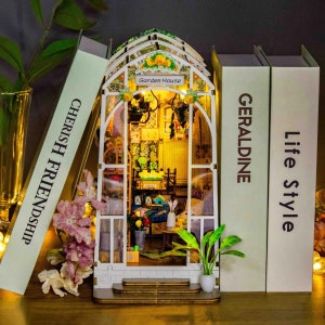 Boekenhoekje Tuin DIY Kit Voor Inwijdingsfeest Cadeau 3D Modelbouw Boekenplank Voor Inwijdingsfeest Woondecoraties Houten Creatieve Puzzel Speelgoed
