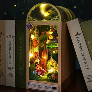 Kit de bricolage pour coin de livre de forêt magique pour cadeau de pendaison de crémaillère, modèle 3D, étagère à livres pour décoration de maison, jouets créatifs en bois