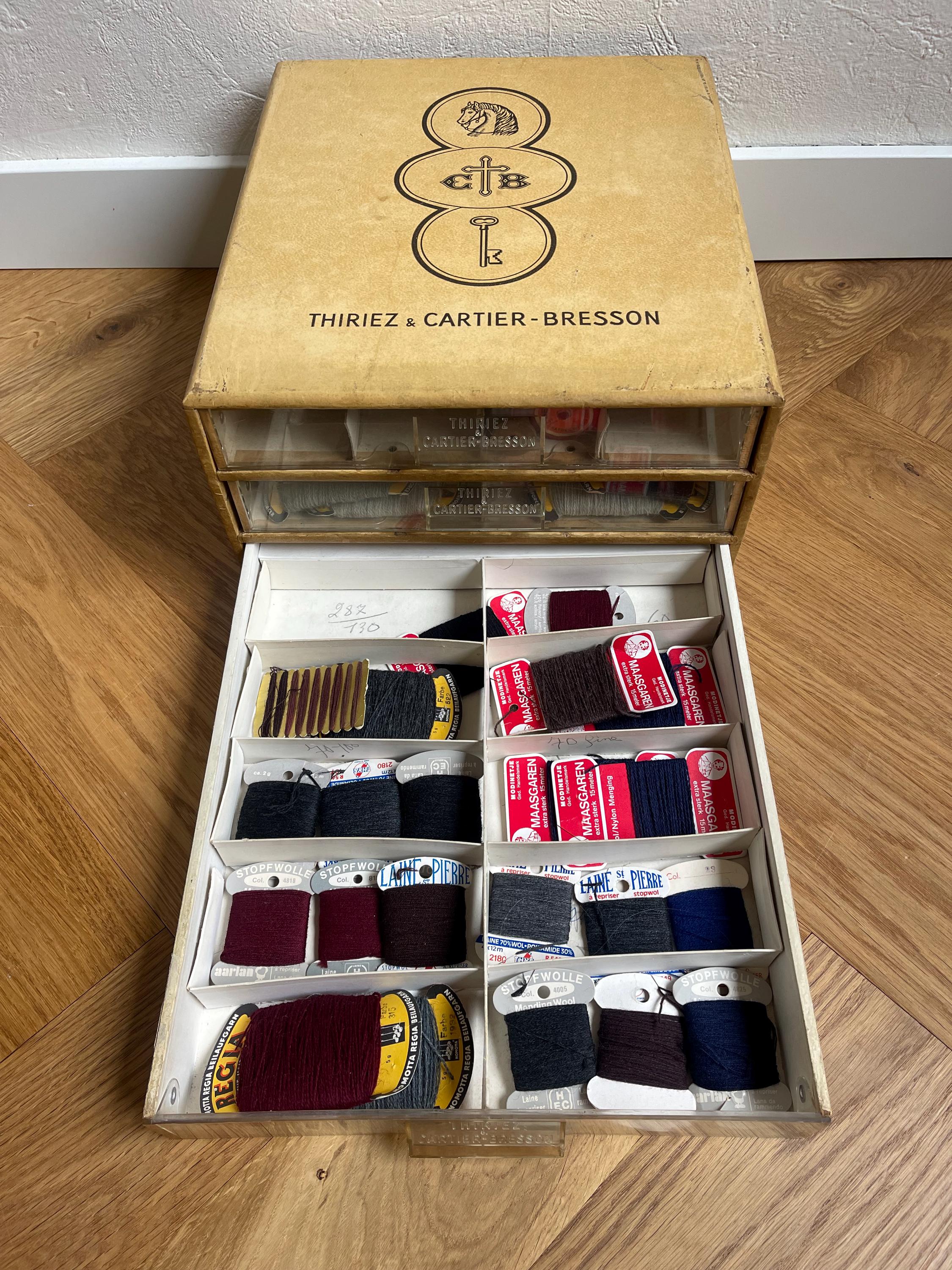 フランスアンティーク　カルティエブレッソン　ペーパーボックス　中箱入り　取手付き フランスアンティーク カルティエブレッソン ペーパーボックス