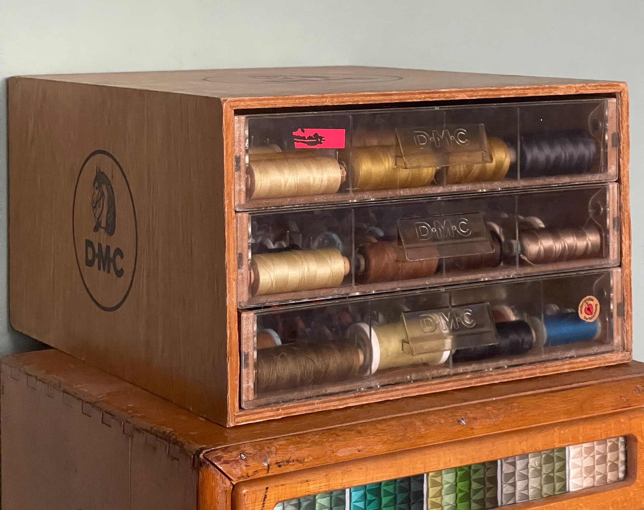 DMC Wooden Collectors Box Includes 1x Skein of All 500 Stranded