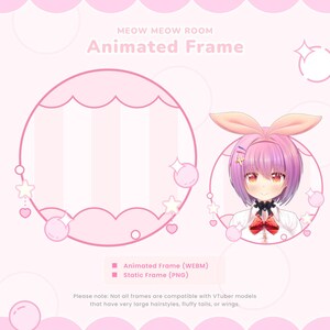Puede incluir: Un marco animado rosa con el texto "MEOW MEOW ROOM Animated Frame". El marco presenta una ilustración de dibujos animados de una niña con cabello rosa y orejas de conejo. El marco está decorado con corazones, estrellas y burbujas rosas.