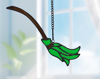 Witch Broom Stained Glass Suncatcher – Halloween Green Broomstick Window Decor – Handmade Spooky Gift – Gothic Witch Ornament for Friends