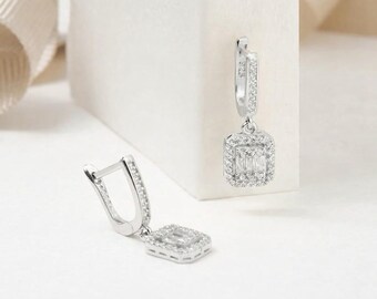 925 sterling silver earrings with baguette stones