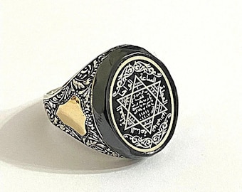 925 sterling silver men's ring with Solomon's seal motif.