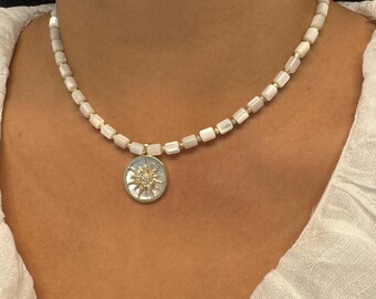 Mother of pearl pendant necklace|Choker|Gift for her|Statement Jewelry
