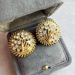 CORO Vintage Gold Metal Setting And Clear Crystal Rhinestones Classic Round Clip-On Earrings, 50&#39;s Era, Signed