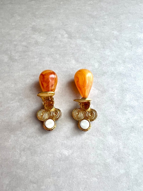 Vintage Bohemian Style Clip-on Earrings in Gold T… - image 4