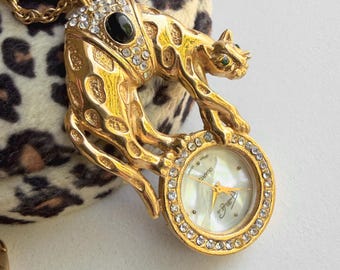 Collar con colgante de pantera de Jackie Collins vintage