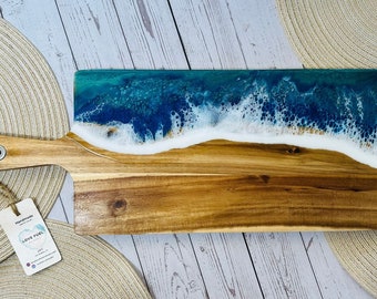 Unique Gift, Resin Ocean Serving Board, One-of-a-kind Wedding/Birthday/Holiday Gift