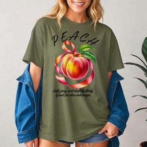 Peaches T-Shirt: Retro Summer Fruit, Botanical Design