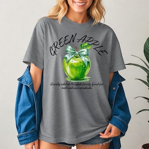 Retro Apple T-Shirt: Cottagecore Fruit Tee, Farmers Market Shirt