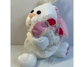 Vintage Fisher Price White Valentine Bunny Rabbit Puffalump 1988 Plush Heart 14"