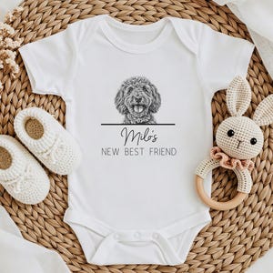Aangepaste babyromper huisdier portret, hondenromper aangepaste, babyshower, zwangerschapsaankondiging, baby en hond, nieuwe broer of zus, mijn nieuwe beste vriend