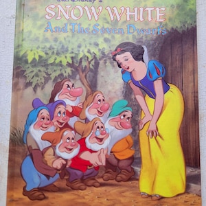 Vintage Walt Disney Snow White and The Seven Dwarfs