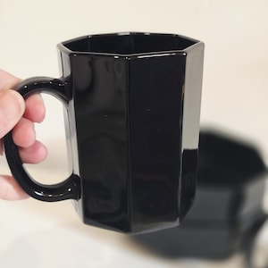 Juego de tazas y cuencos de vidrio negro Arcoroc Octime vintage – Artículos de cocina retro de los años 80