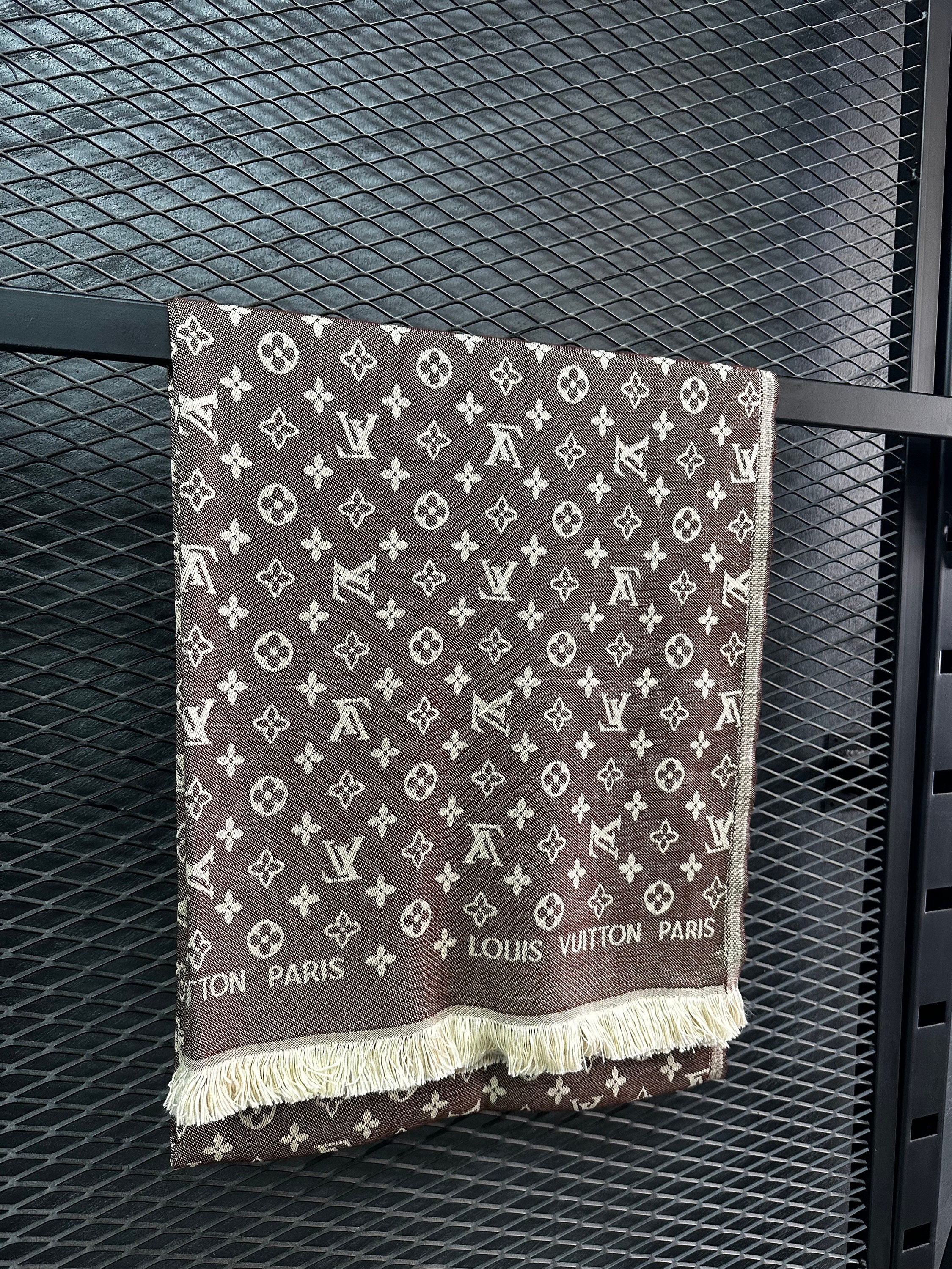 Louis Vuitton Garden Monogram-print Silk And Wool-blend Scarf in