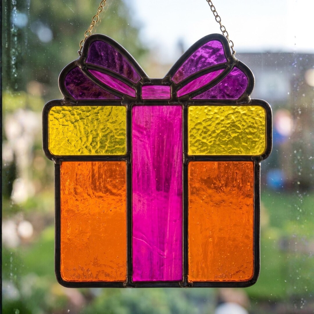 Stained Glass Gift Box Pattern PDF SVG, Beginner Friendly Suncatcher ...