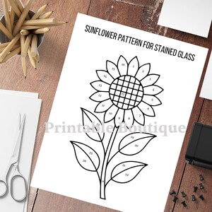 Sunflower Stained Glass Pattern, Beginner Sunflower Suncatcher Template, Sunflower Craft Design, DIY Floral Stained Glass PDF