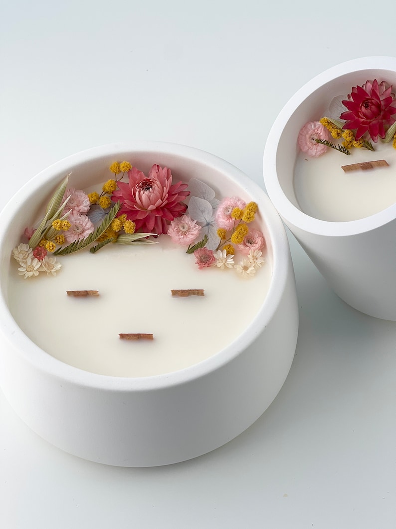 Scented soy candle with dried flowers / Handmade Vegan Soy Candle / Candle with wooden wick/ / Hand-Poured Candle /Concrete container candle image 8