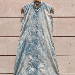 Cotton Summer Midi Dress –Sleeveless Cotton Dress – Gray Kashish Printed Dress with Buttons & Pockets – Summer Casual Mandarian Collar Dress